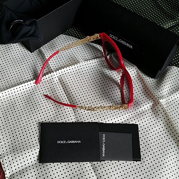 Dolce& Gabanna Sunglasses - Picture 7 of 15